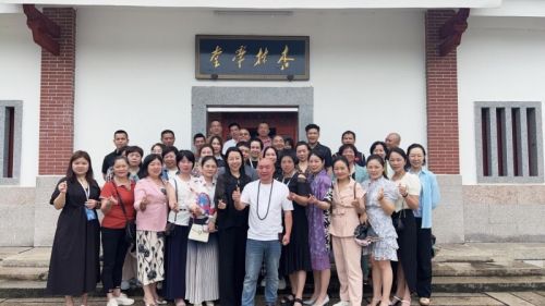 喬本生活腸道微生態(tài)重建基地內(nèi)部定向發(fā)布會(huì)：引領(lǐng)全球健康新風(fēng)尚(圖6)