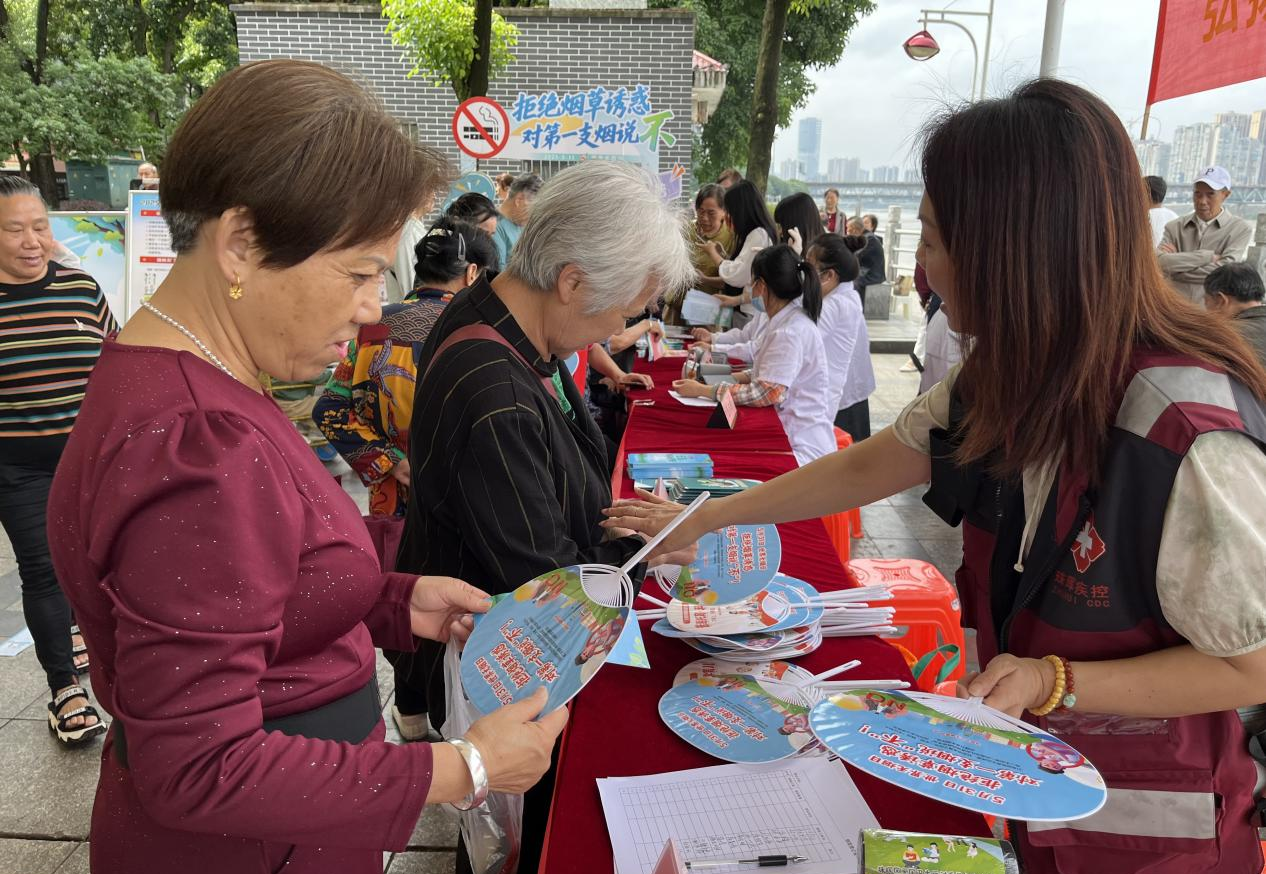 衡陽市珠暉區(qū)：多維度宣傳控煙知識 全方位共筑健康防線(圖1)